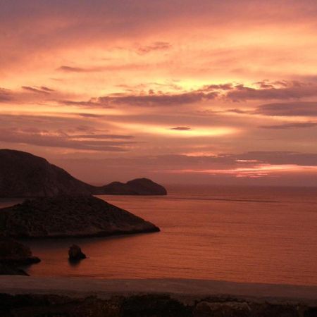 Villa C & C _ Cycladic House With Endless Sea View Ermoupoli Exterior foto
